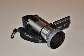 Canon iVIS HF11