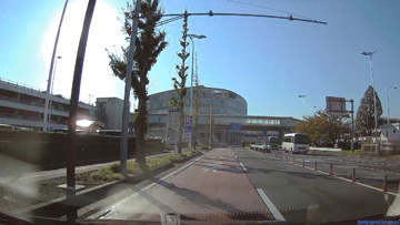 成田空港へ到着