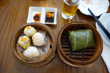 ���ؗ����R