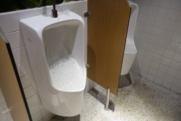 カフェのトイレ
