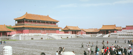 �O�`�t�ƉE����