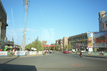 �g���t�@���s�X