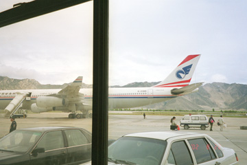 ��s�@����