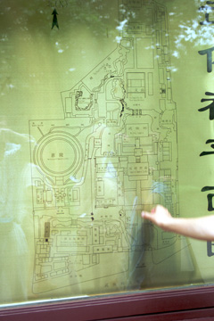 ���Ɨ�_�ƕ����K�̔z�u�}